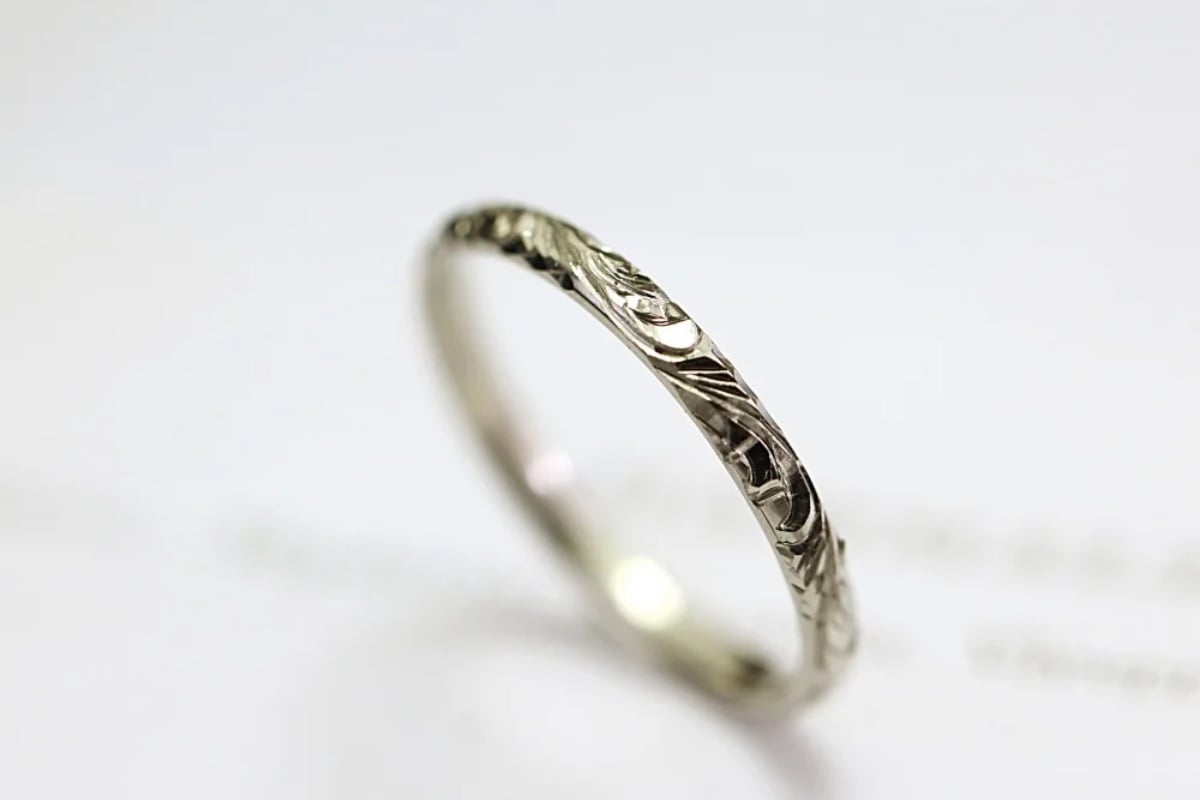 Image of 18ct white gold 2mm floral engraved ring