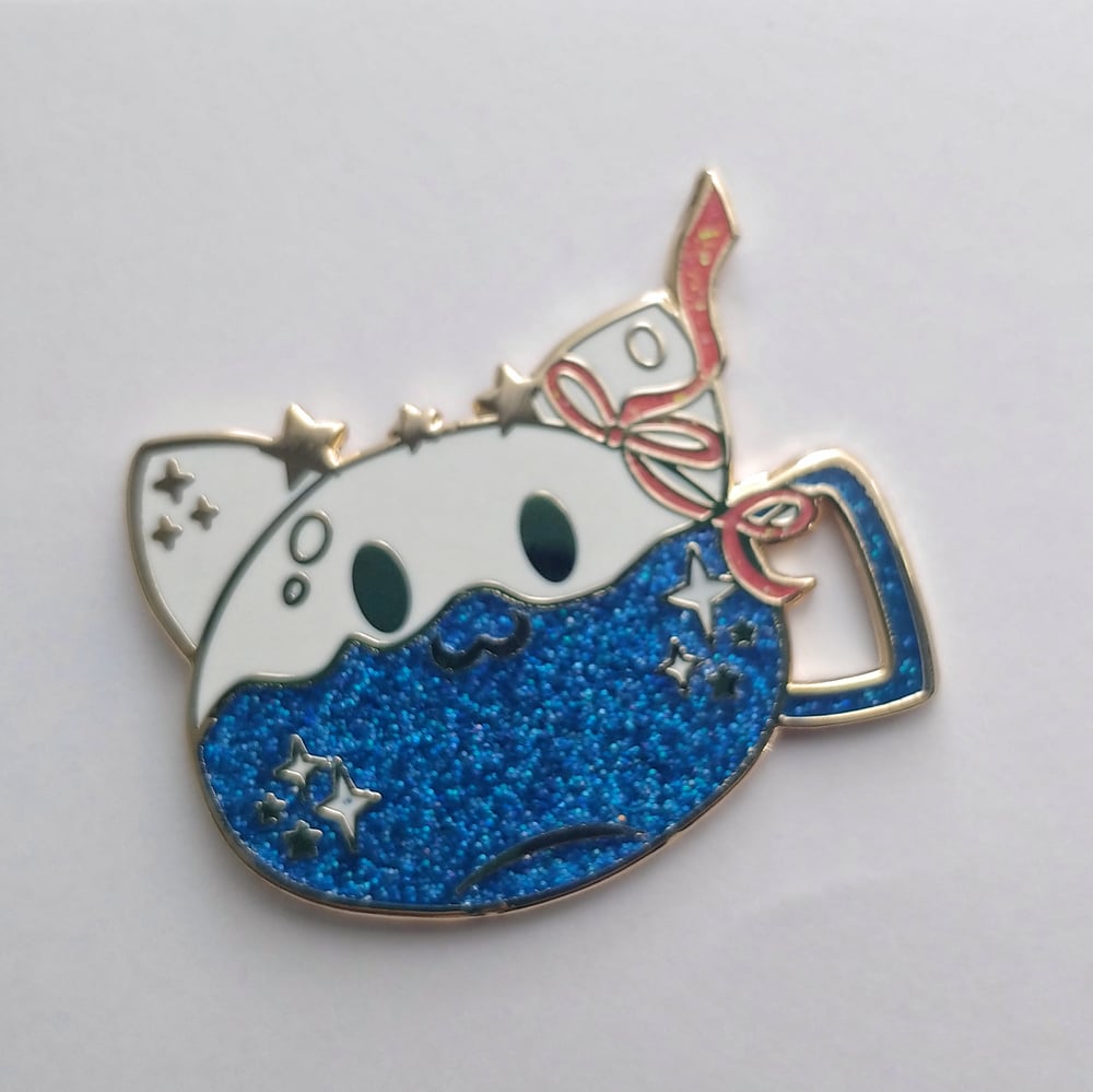 Image of Cat cup pin