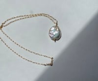 Image 1 of Queen pearl necklace