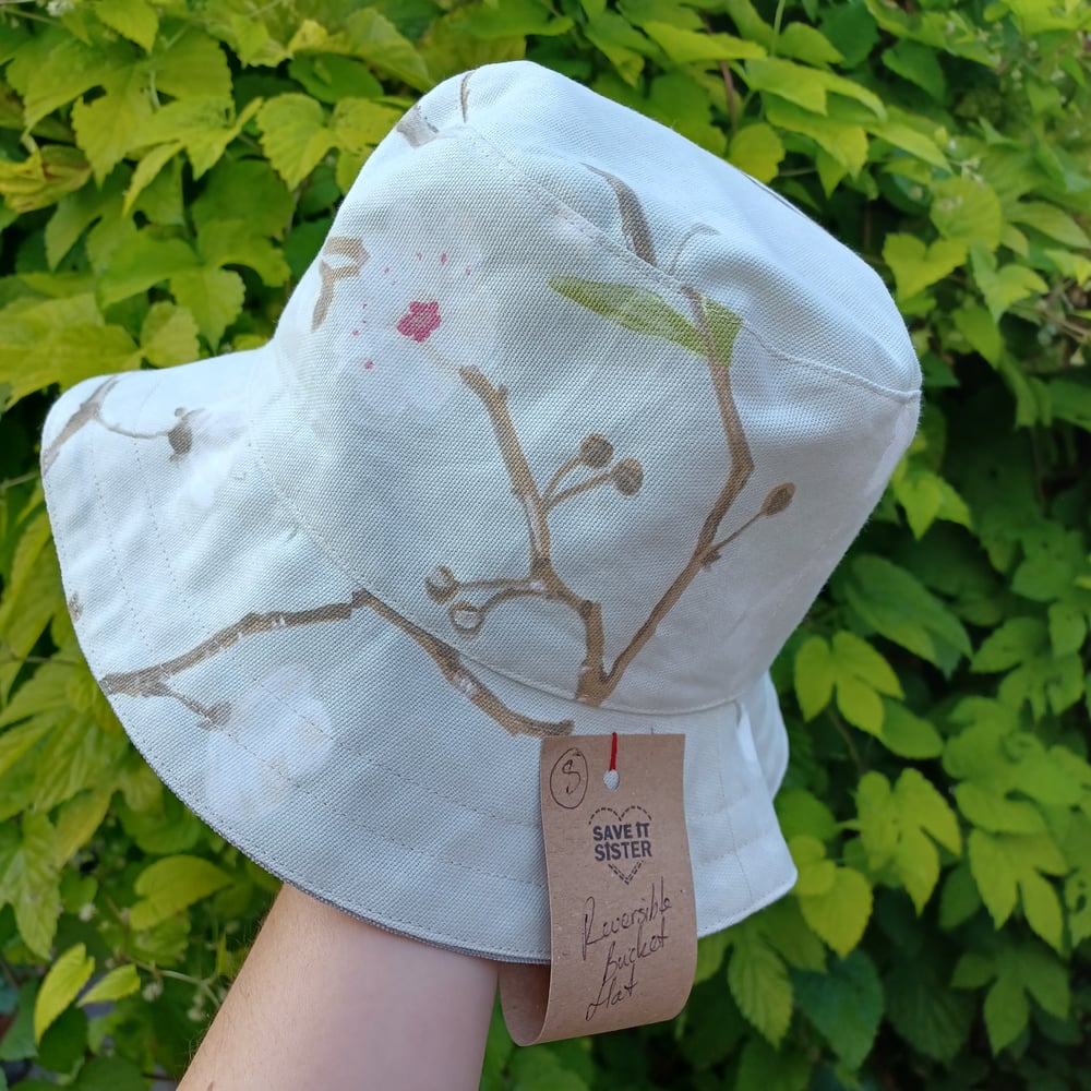 Image of Reversible Bucket Hat- Stars and Floral