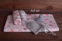 Newborn roses set