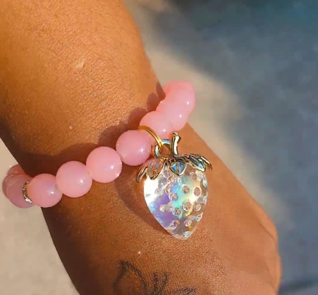 Image of PINK CLEAR STRAWBERRY 