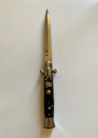 Image 3 of The Outsiders "Stay Gold" 9-Inch Switchblade Stiletto Knife.