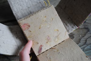 Odessa - Carnet à reliure-boîte belge - papier artsanal - soie - broderie sashiko