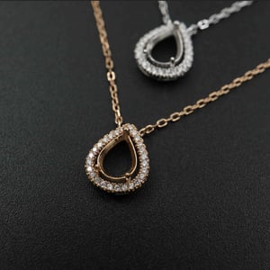 Image of Teardrop Necklace