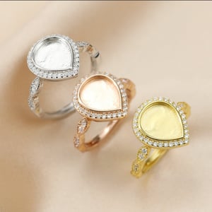 Image of Elegant Teardrop Ring