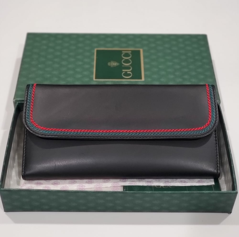 Image of Vtg. Gucci Black Leather Continental Clutch 