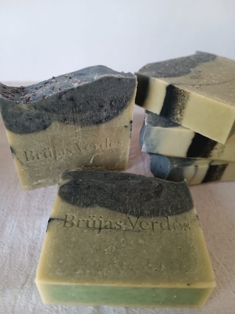 Image of Jabón facial de menta, cedro & verbena para pieles grasas o mixtas
