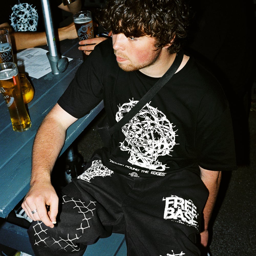 ROUGH ROUND' THE EDGES - TEE