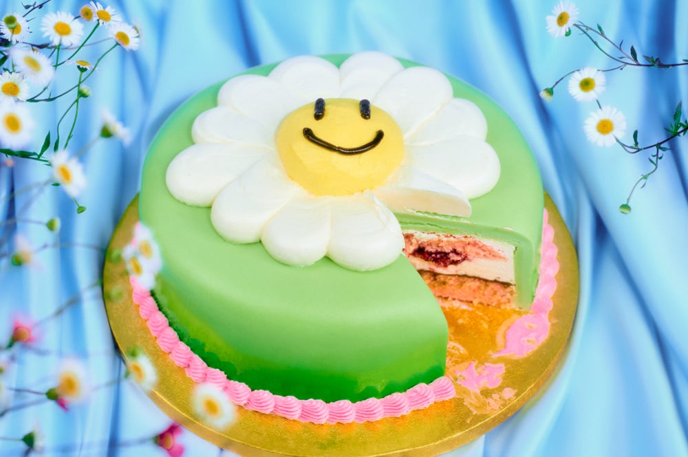 Daisy Cake 