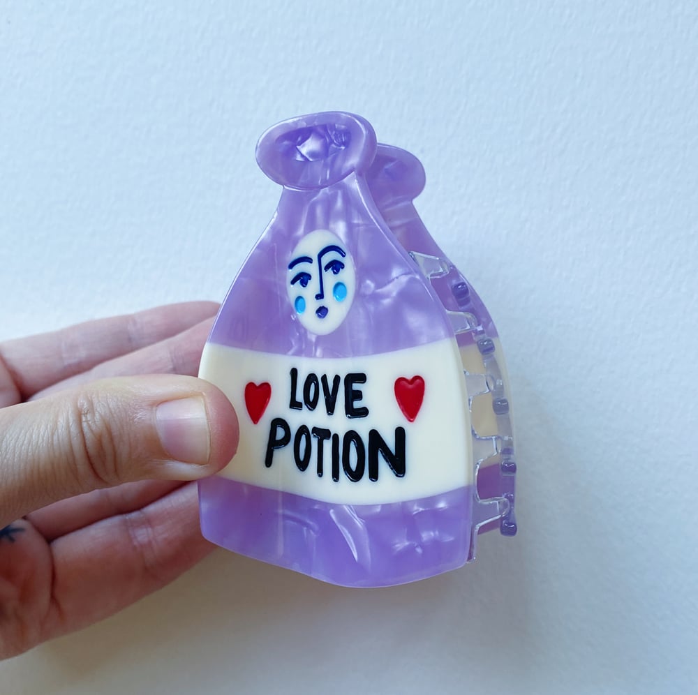 Image of Love Potion Hair Claw