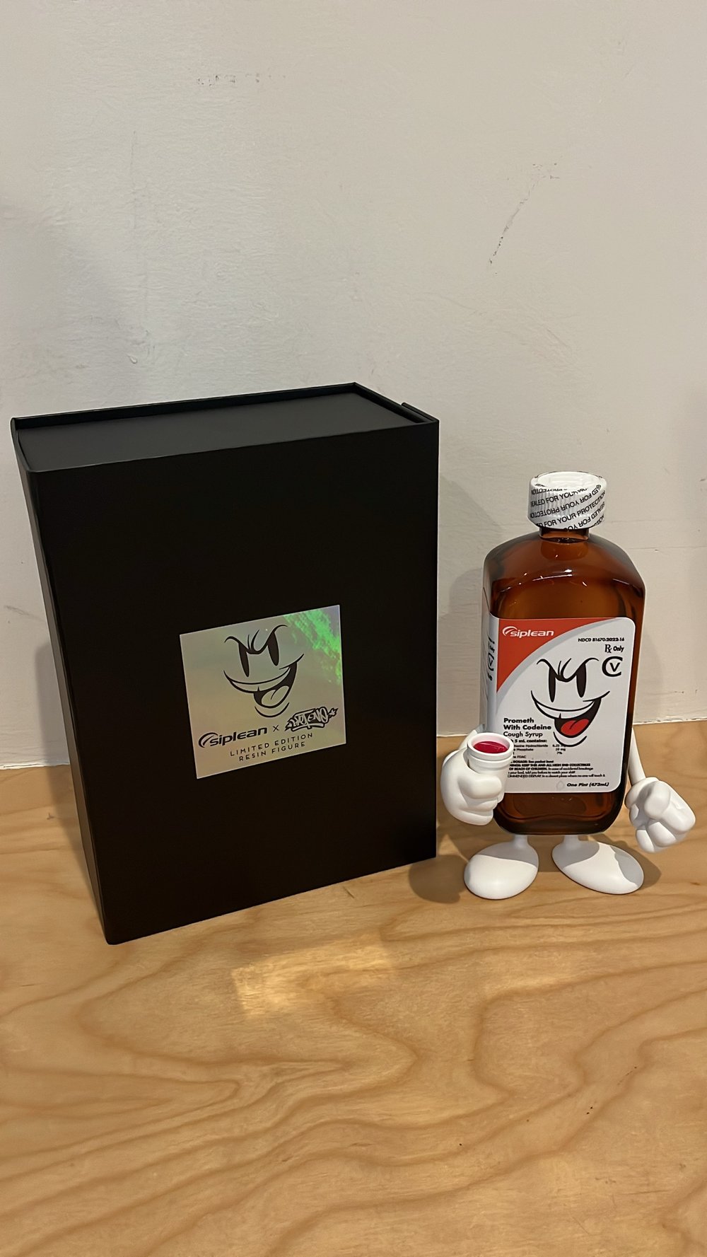 Image of Siplean X SketOne "Act" Pint Resin Figurine