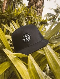 Image 3 of IKONIC SNAPBACK -BLK