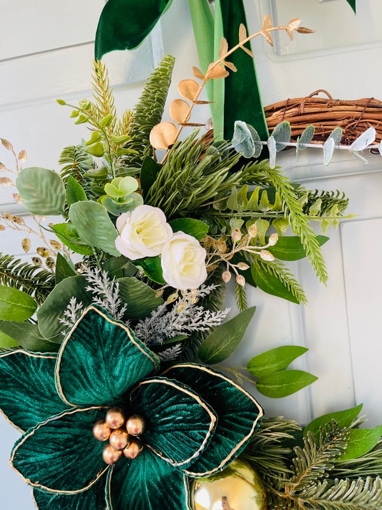 Image of 35cm Green Poinsettia 