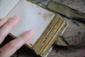 Valère - Carnet reliure belge - papier artisanal - soie - or