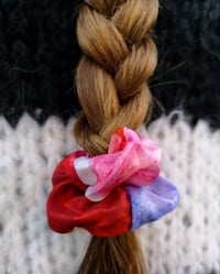 Image 2 of Scarlet Lake scrunchie 2