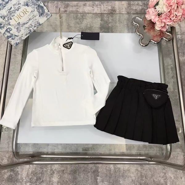 Image of Prim Two piece set