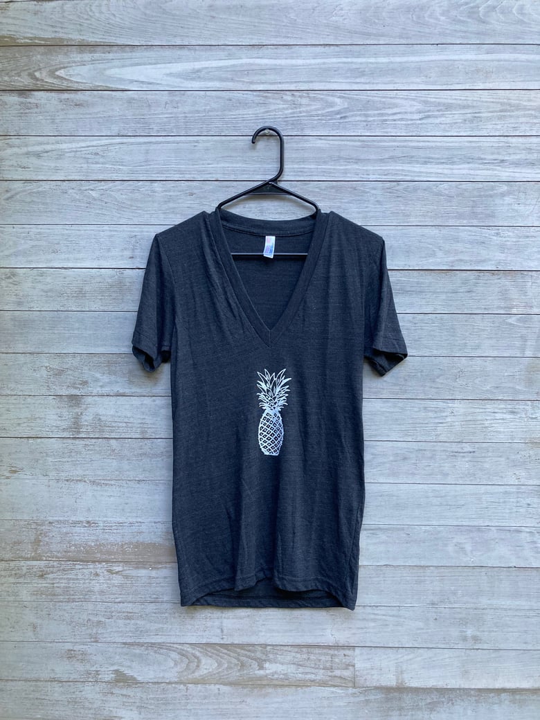 Image of Final Sale Pineapple Vneck Tee, Size Small 