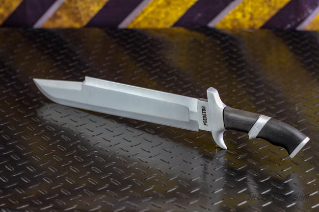 Predator Knife Replica used by Dutch Schaefer