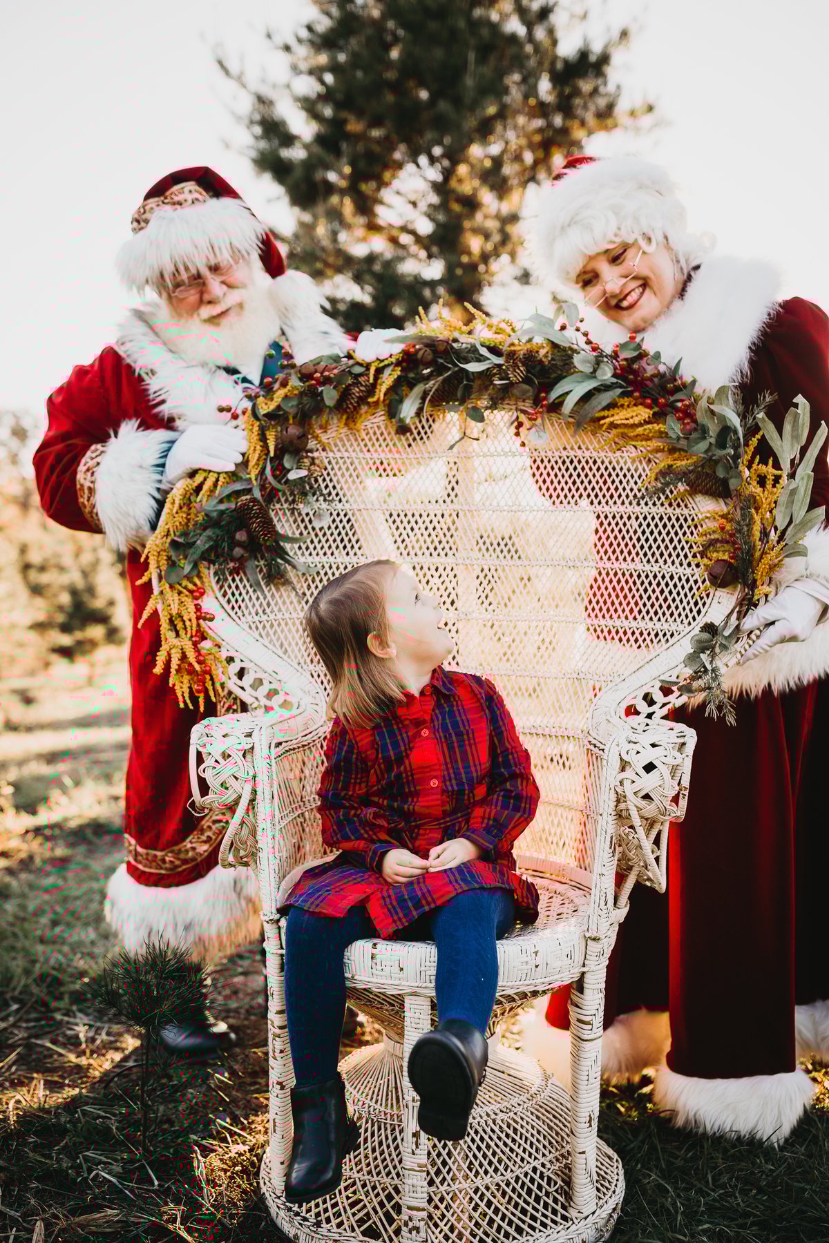 Image of Santa & Mrs. Claus!