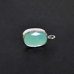 Image of Indonesia Chrysoprase radiant cut silver necklace