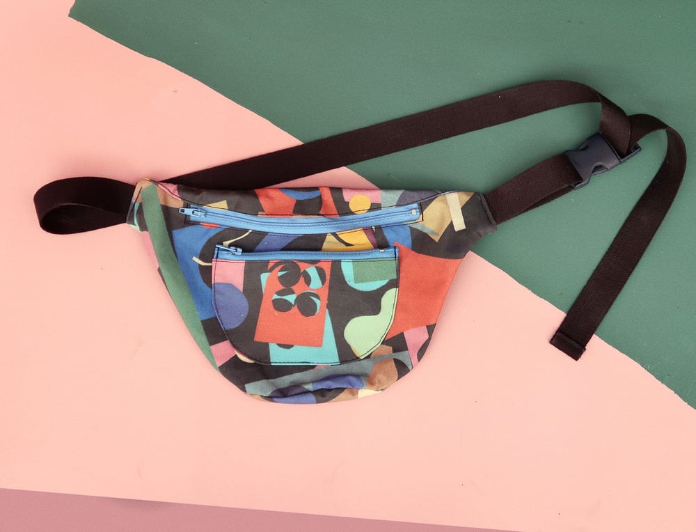 Image of COLOR CUTS WAIST BAG with anti rain layer