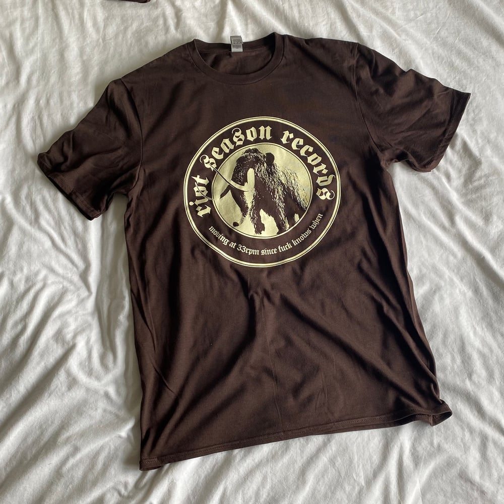RIOT SEASON 'Lumbering Mammoth' T-Shirt (Chocolate Brown)