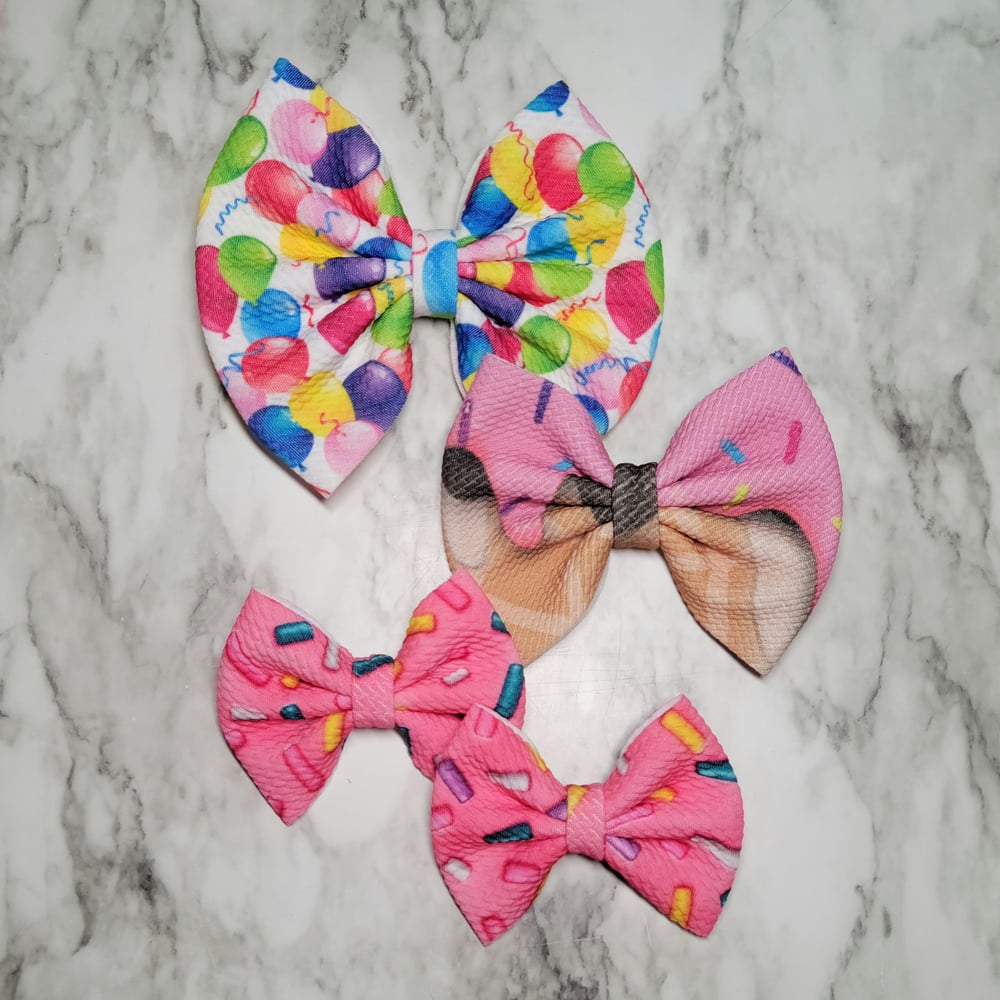 Birthday Party Bows