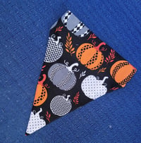 Image 2 of Pumkin Bandana (Fall)