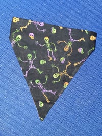 Image 2 of Colorful skeleton Bandana 💀 