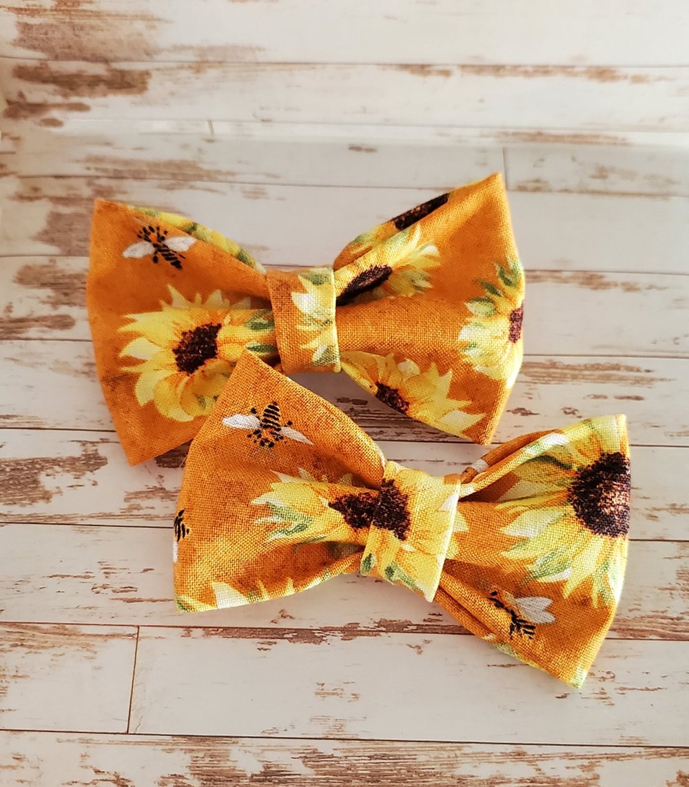 Image of Sunflower bow