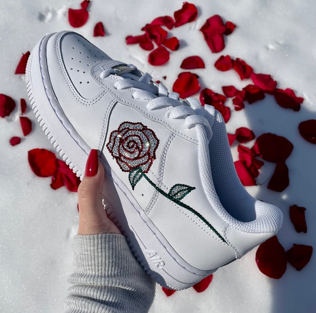 Air force 1 red 2025 roses