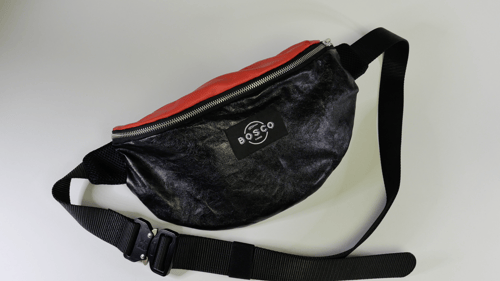 Image of bosco funny pack ( sac banane en cuir ) noir  et rouge 