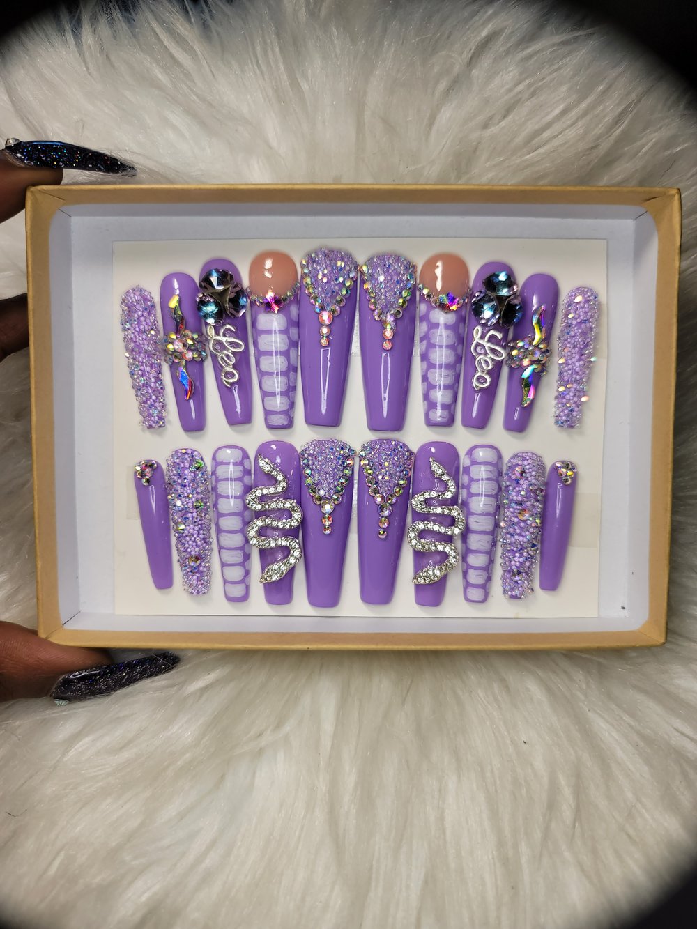 Image of Lavender leo birthday nailz