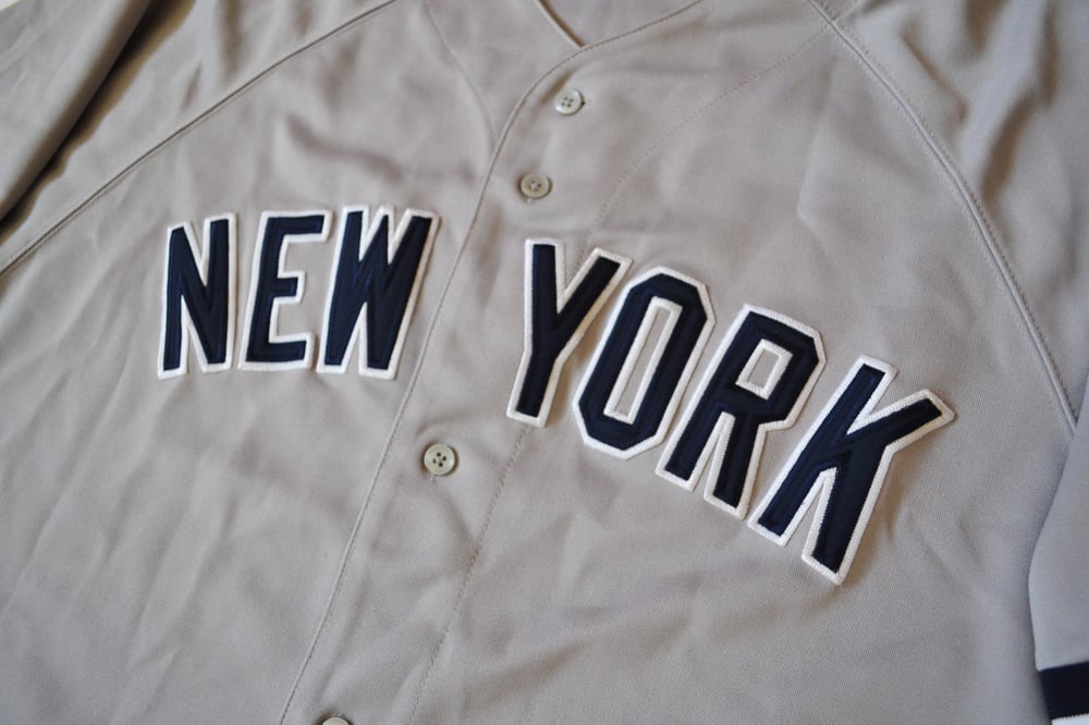 Vintage 2000's New York Yankees Russell Athletic Jersey Sz.XXL