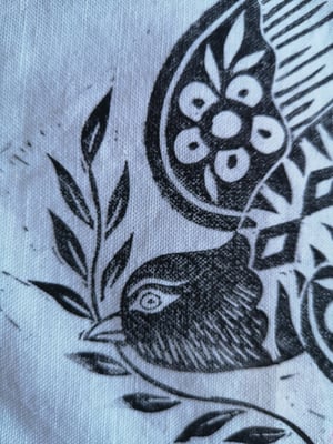 FREE BIRD linogravure sur tissu