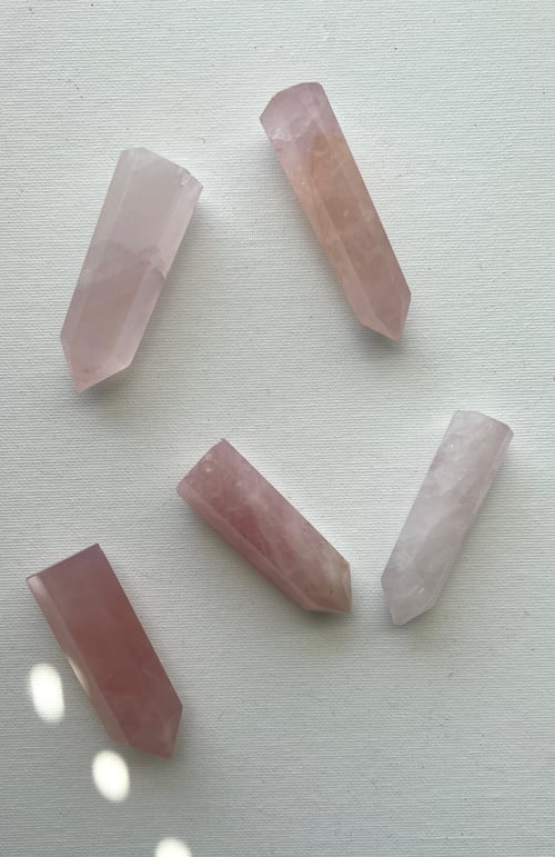 Image of ROSES 2.5 • THIN • Convertible Rose Quartz Lariat