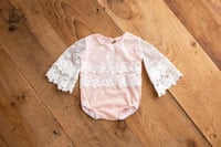 Light Pink w/ Lace 6-12m