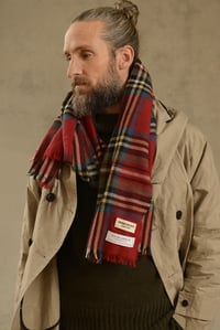 Image 2 of Wide scarf - Royal Stewart 