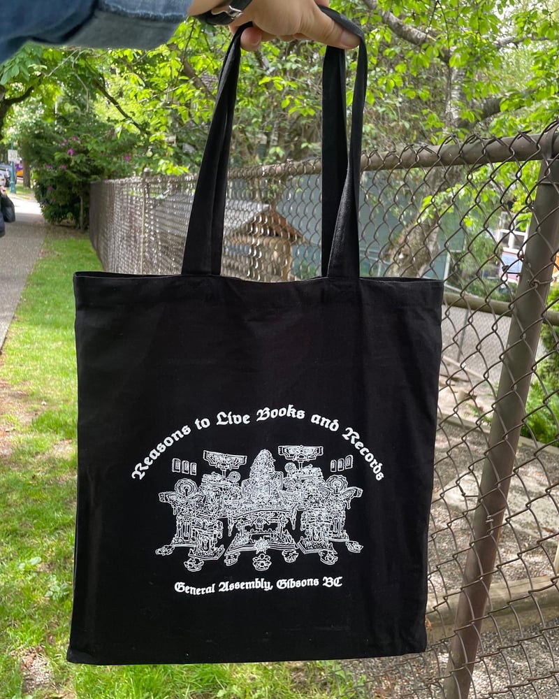 Image of "The Throne" Tote bag
