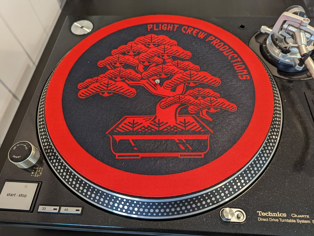 Day one edition Plight Crew Slipmat - Red