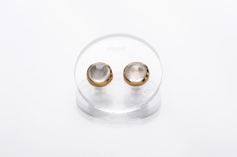 Image of "At sunrise" gold plated sterling silver earrings with transparent rock crystals  · PRIMA LUCE ·