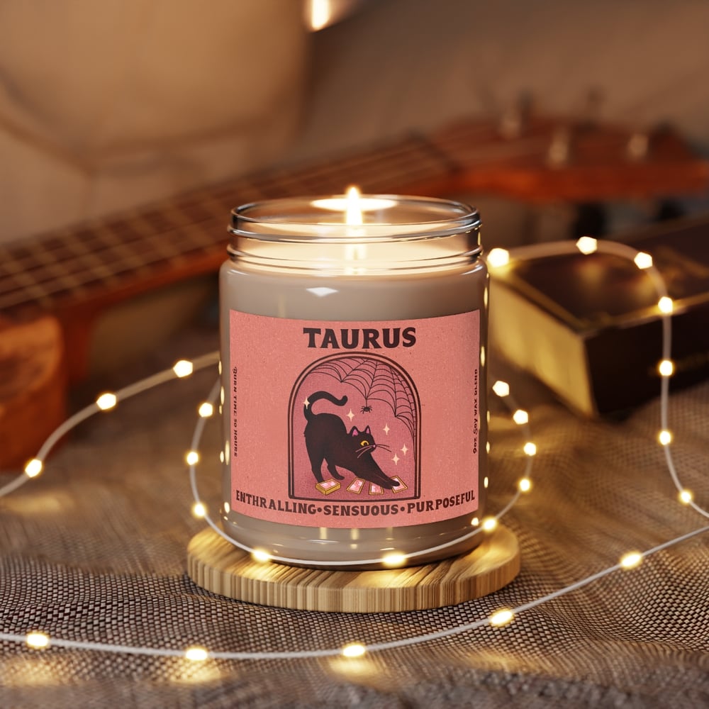 Image of SPOOKY CAT ASTROLOGY CANDLE