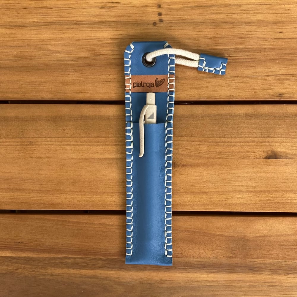 Image of Funda de bolígrafo azul