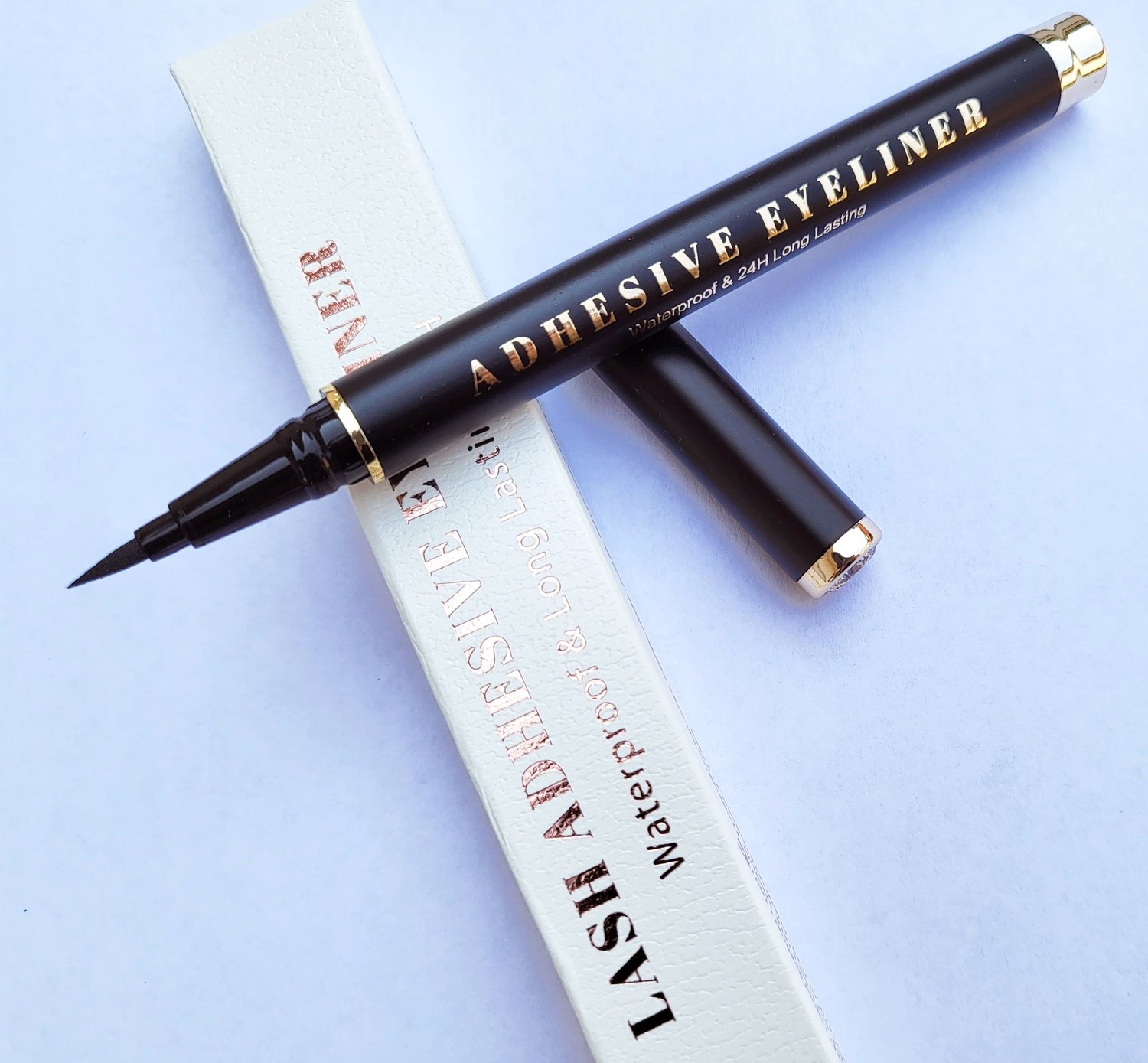 Adhesive Eyeliner Valorouslee