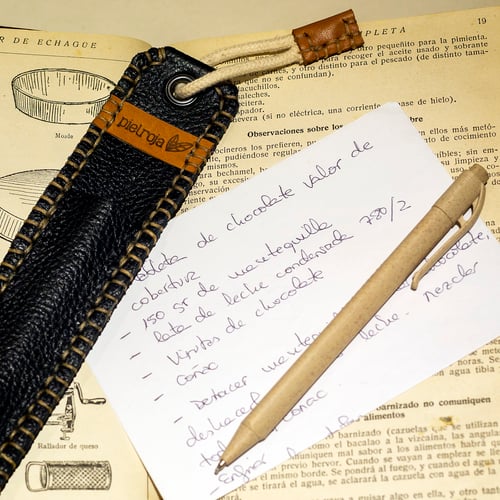 Image of Funda de bolígrafo negra
