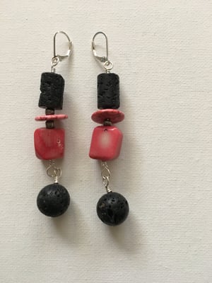 Image of Dolman Tunic with Coral/Lava rock Necklace "Gentle Strength"