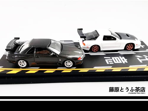 Image of 1:64 Mazda FC RX7 & Nissan R32 GTR Diecast Model Car