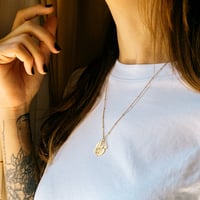 Image 3 of Collar Leaf