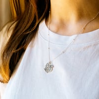 Image 2 of Collar Leaf